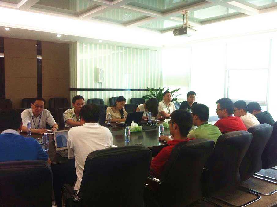 yl永利集团举行2014届实习生座谈会